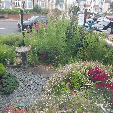 Brookfield Guesthouse Cleethorpes Extérieur photo